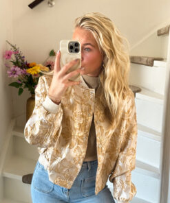 GOLDIE BOMBERJAS