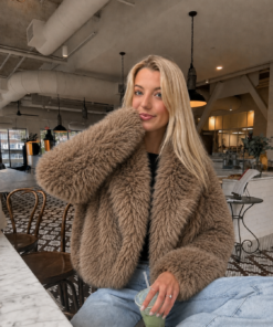 FENNA FLUFFY JACKET TAUPE