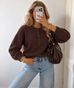 LIVIA TOPJE BRUIN